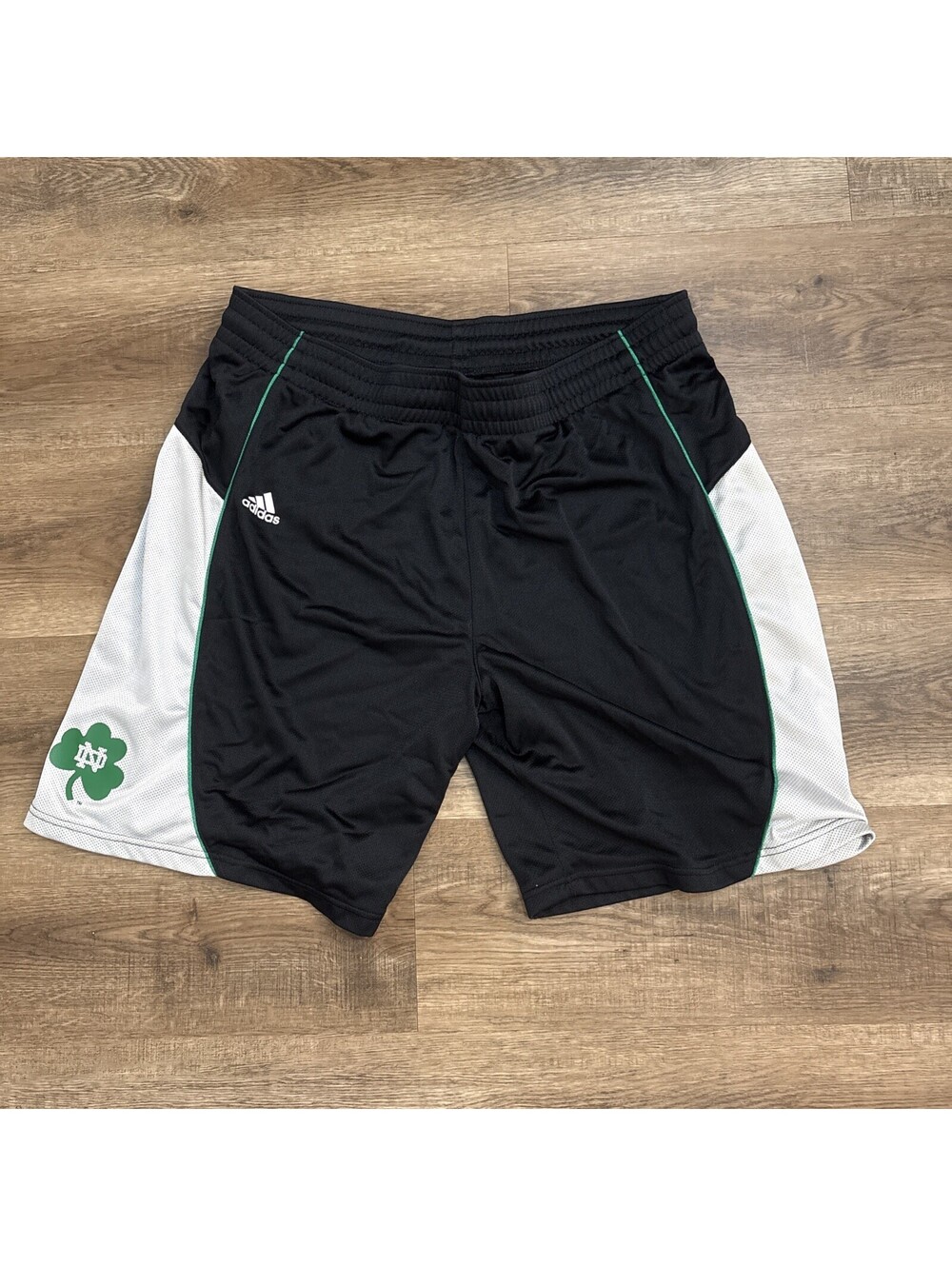 Adidas Notre Dame Fighting Irish Men’s XL Athletic Basketball Shorts Black Green